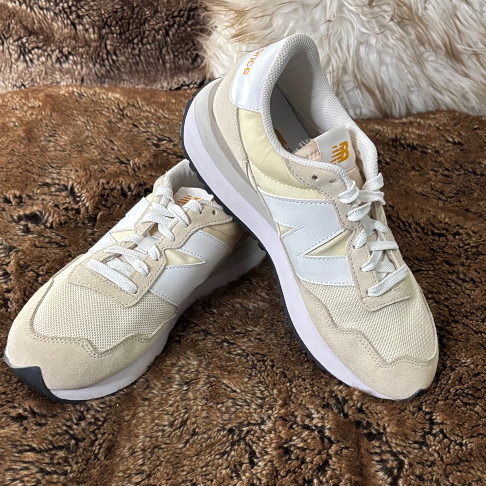 New Balance 237 Women's 9.5 Pastel yellow and White Modern Retro Sneakers